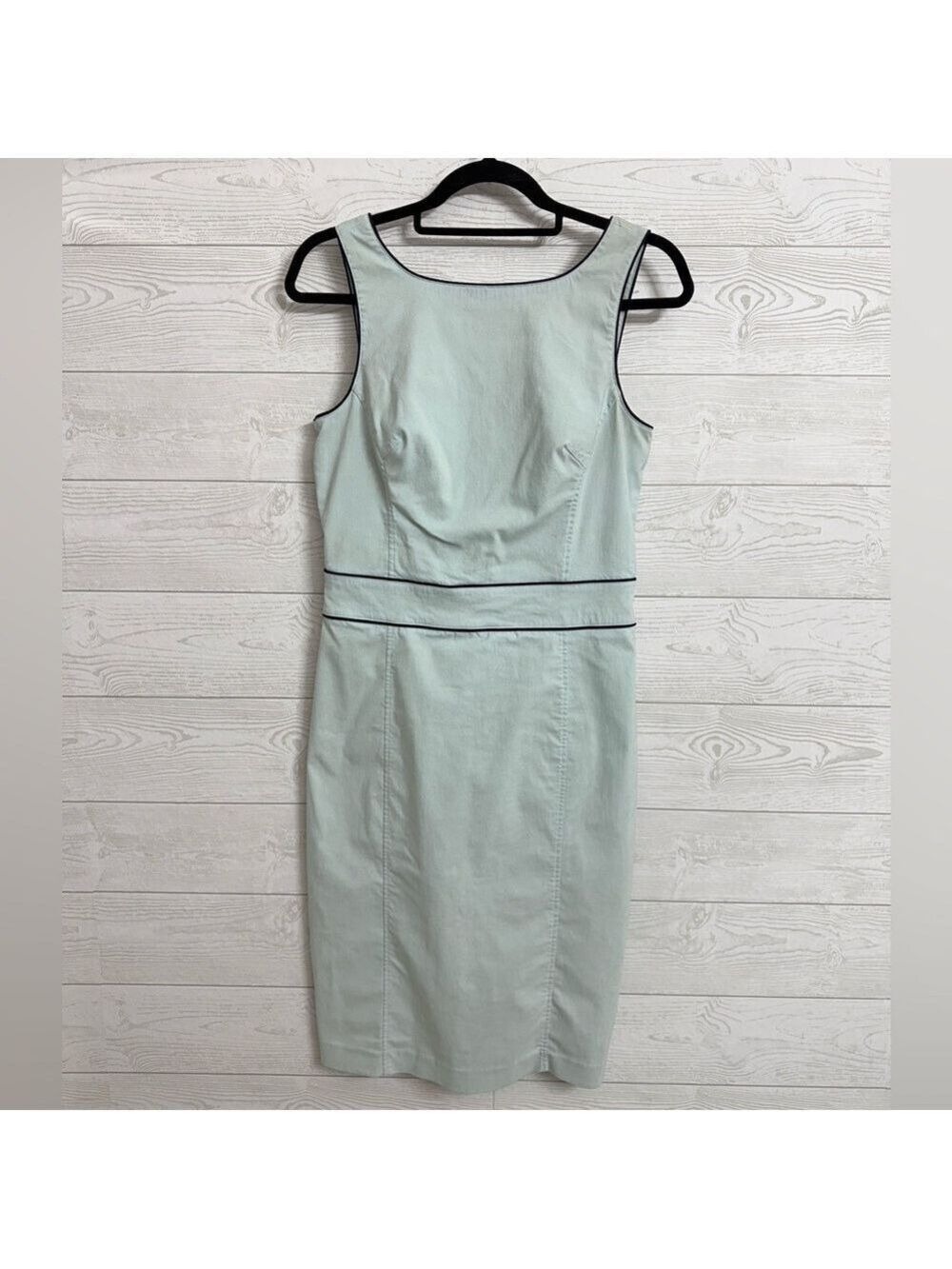 Express Women’s Light Blue Sleeveless Midi Dress. Size 9/10